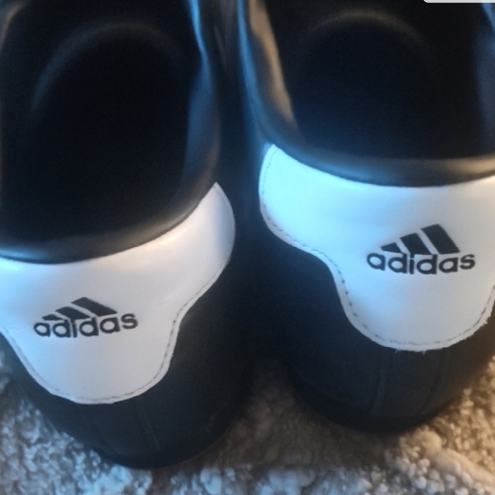 Adidas Women's Classic Black and White Sneakers - Picture 3 of 4